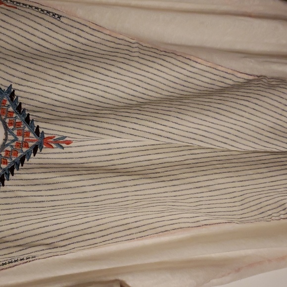 Johnny Was top - Picture 3 of 5